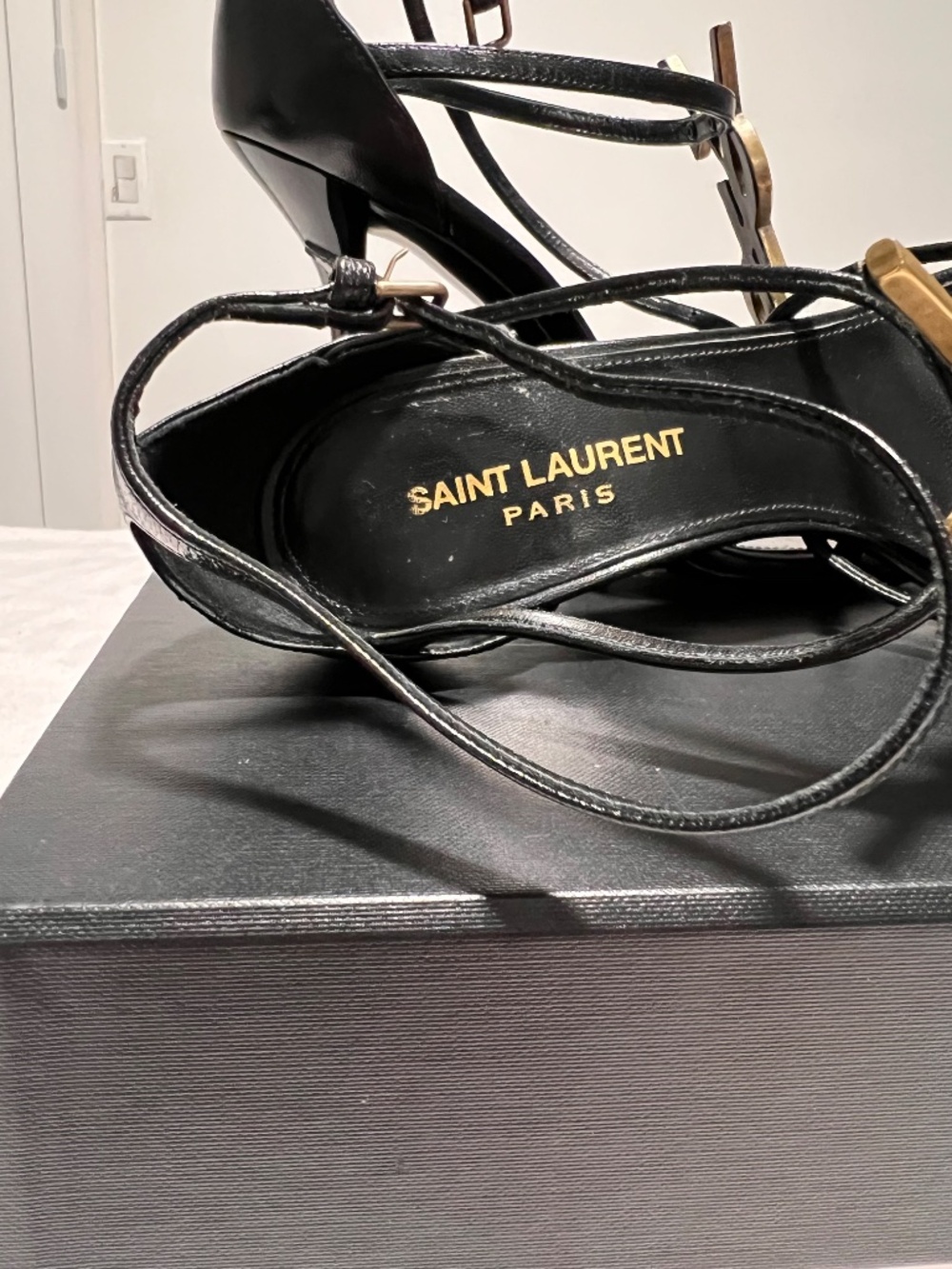 YSL Yves Saint Laurent cassandra sandal - Picture 15 of 16